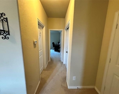 3421 Palm Lake Drive - Photo Thumbnail 23