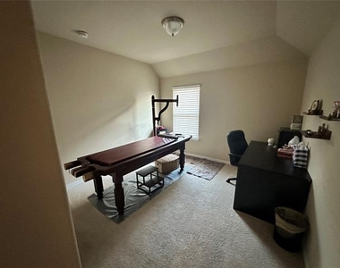 3421 Palm Lake Drive - Photo Thumbnail 24