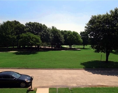 3105 Copper Creek Drive - Photo Thumbnail 19