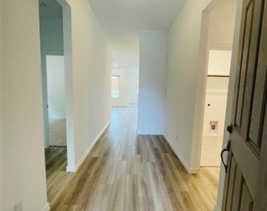 1836 Lockhart Drive - Photo Thumbnail 1