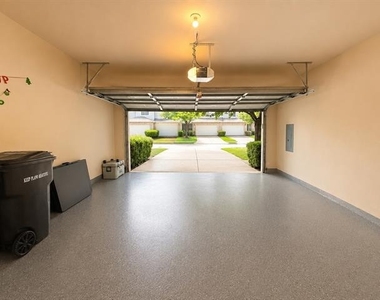 9929 Dryden Lane - Photo Thumbnail 19
