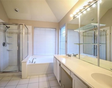 10613 Brandenberg Drive - Photo Thumbnail 15