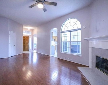 10613 Brandenberg Drive - Photo Thumbnail 5