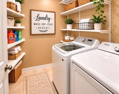717 Kentucky Derby Lane - Photo Thumbnail 4