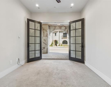 69 Cortes Drive - Photo Thumbnail 25