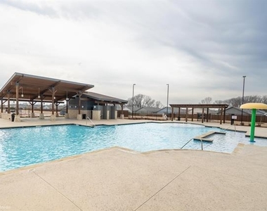 206 Sunflower Street - Photo Thumbnail 26