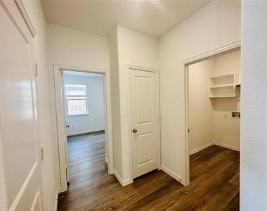 8112 Green Heron Drive - Photo Thumbnail 6