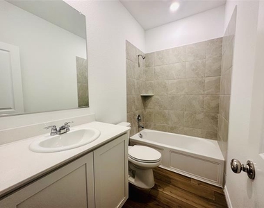 8112 Green Heron Drive - Photo Thumbnail 3