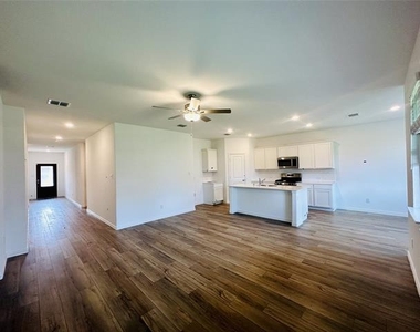 8112 Green Heron Drive - Photo Thumbnail 9