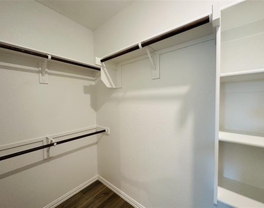 8112 Green Heron Drive - Photo Thumbnail 21