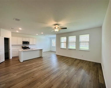 8112 Green Heron Drive - Photo Thumbnail 17