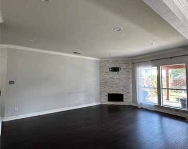 1519 Snow Trail - Photo Thumbnail 4