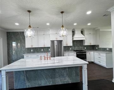 1519 Snow Trail - Photo Thumbnail 5