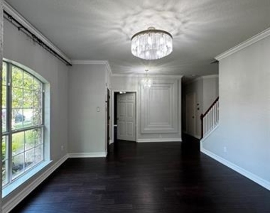 1519 Snow Trail - Photo Thumbnail 3