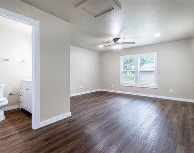 114 Owens Lane - Photo Thumbnail 10