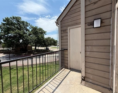 9801 Walnut Street - Photo Thumbnail 21
