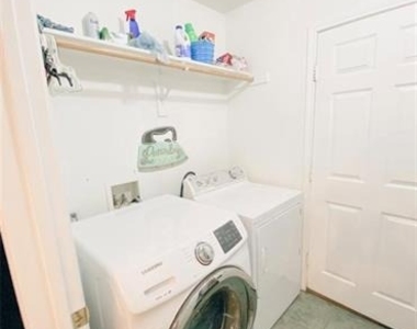 129 Centennial Place - Photo Thumbnail 14