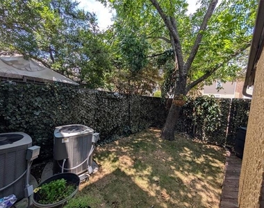 8655 Brittania Court - Photo Thumbnail 5