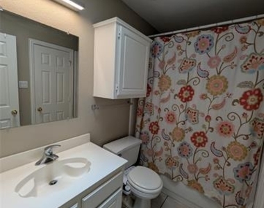8655 Brittania Court - Photo Thumbnail 13