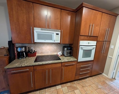 8655 Brittania Court - Photo Thumbnail 3