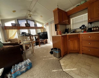3130 E Parkerville Road - Photo Thumbnail 2