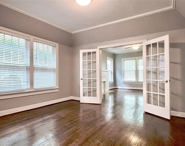 5325 Reiger Avenue - Photo Thumbnail 4