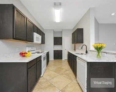 4144 Capstone Drive - Photo Thumbnail 5