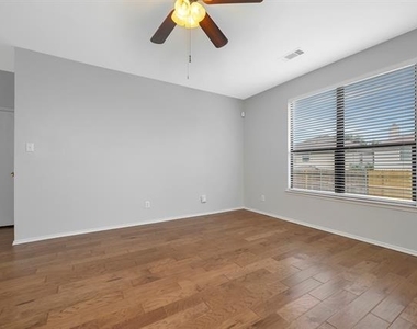 4144 Capstone Drive - Photo Thumbnail 9