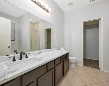 4144 Capstone Drive - Photo Thumbnail 13