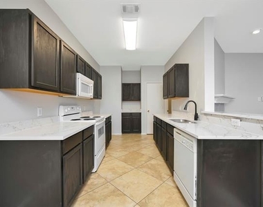 4144 Capstone Drive - Photo Thumbnail 6