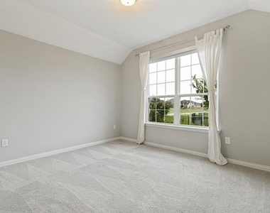 3125 Moldboard Drive - Photo Thumbnail 5