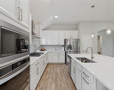3125 Moldboard Drive - Photo Thumbnail 14