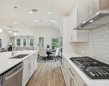 3125 Moldboard Drive - Photo Thumbnail 13