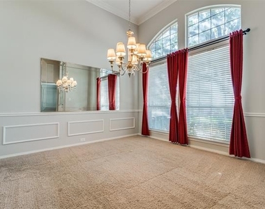 6217 Palomino Drive - Photo Thumbnail 5