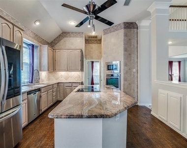 6217 Palomino Drive - Photo Thumbnail 13