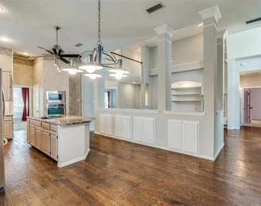 6217 Palomino Drive - Photo Thumbnail 11