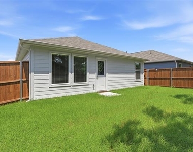 3040 Campeiro Avenue - Photo Thumbnail 28