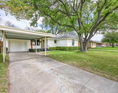 2729 Lockhart Avenue - Photo Thumbnail 1
