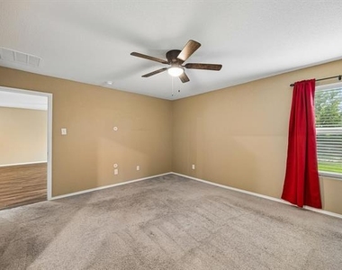 1605 Fields View Drive - Photo Thumbnail 15