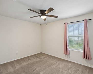 1605 Fields View Drive - Photo Thumbnail 23