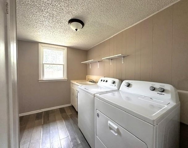 2403 Austin Avenue - Photo Thumbnail 11
