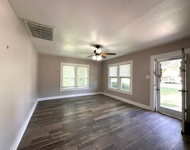 2403 Austin Avenue - Photo Thumbnail 1
