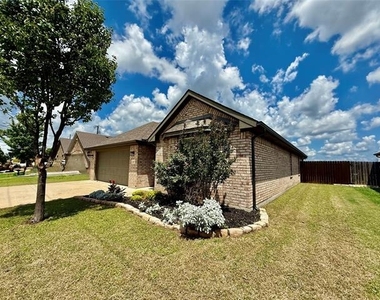2307 Norwood Street - Photo Thumbnail 14