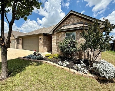 2307 Norwood Street - Photo Thumbnail 1