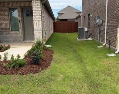10213 Barron Drive - Photo Thumbnail 1