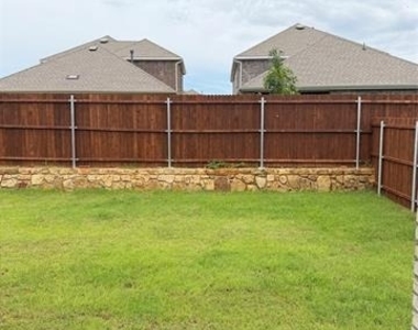 10213 Barron Drive - Photo Thumbnail 18