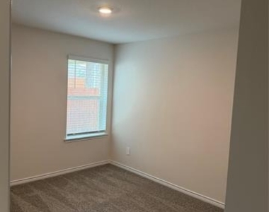 10213 Barron Drive - Photo Thumbnail 17