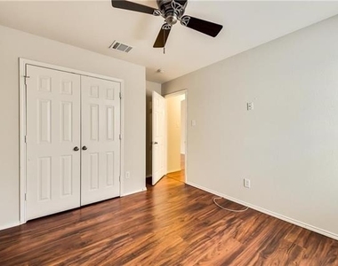 8633 Corral Circle - Photo Thumbnail 22