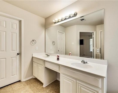 8633 Corral Circle - Photo Thumbnail 16