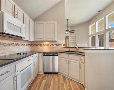 4111 Midrose Trail - Photo Thumbnail 9